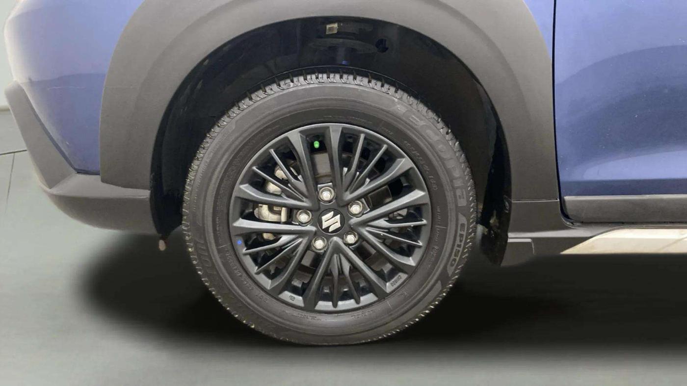 2020 Maruti XL6 ZETA MT, Petrol, Manual, 31,572 km, Left Front Wheel