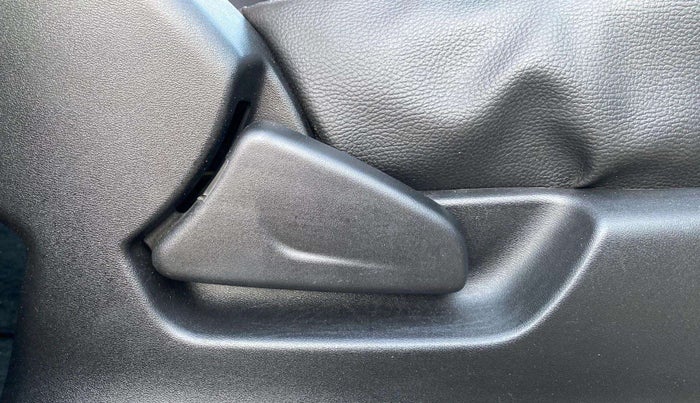 2019 Datsun Redi Go T (O), Petrol, Manual, 23,797 km, Driver Side Adjustment Panel