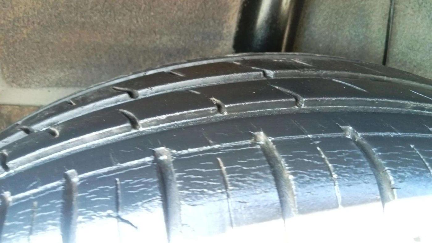 2019 Hyundai GRAND I10 NIOS MAGNA AMT 1.2 KAPPA VTVT, Petrol, Automatic, 28,853 km, Right Rear Tyre Tread