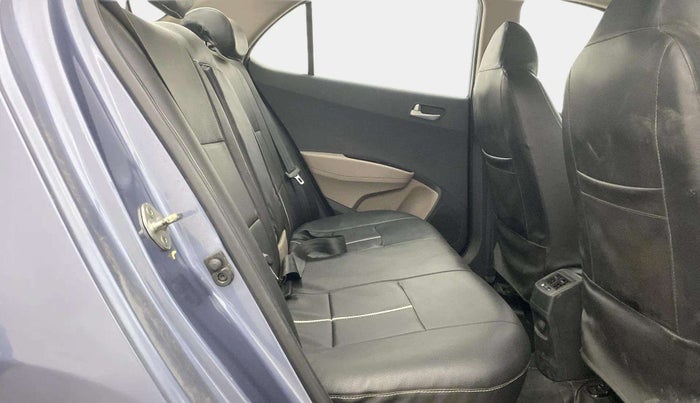 2014 Hyundai Xcent S (O) 1.2, Petrol, Manual, 29,706 km, Right Side Rear Door Cabin