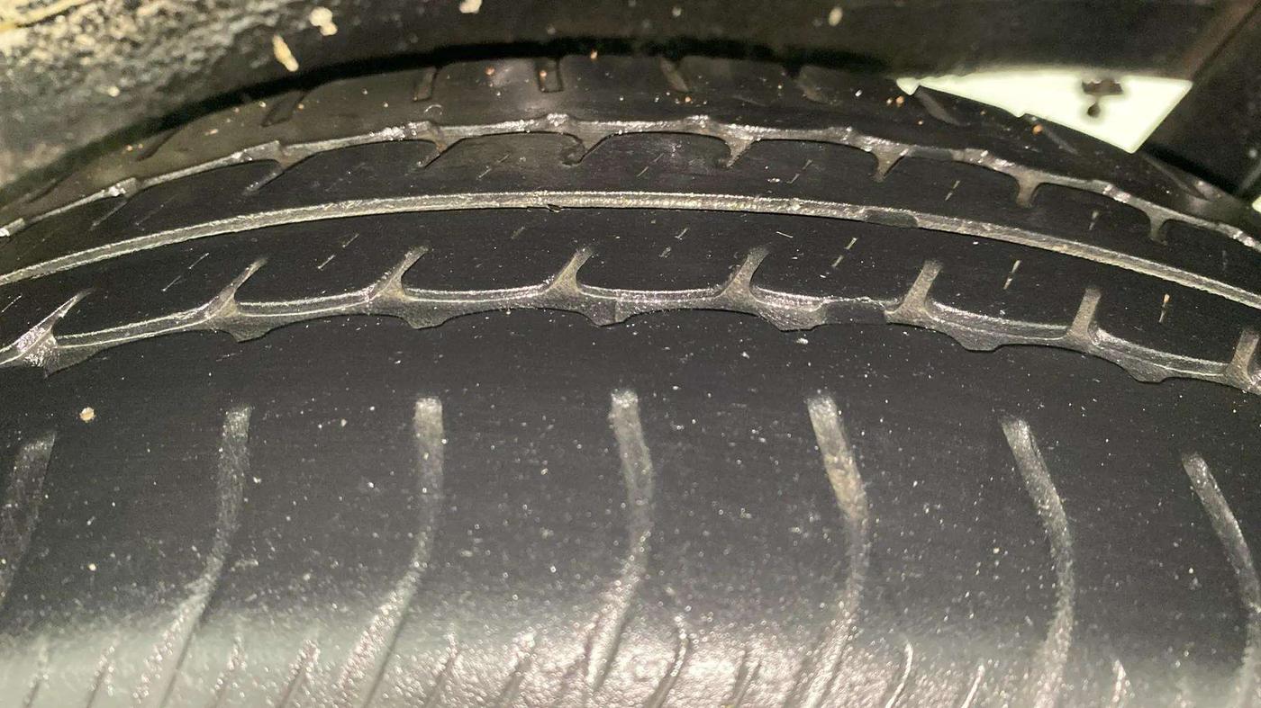 2015 Maruti Wagon R 1.0 VXI, Petrol, Manual, 62,430 km, Left Rear Tyre Tread