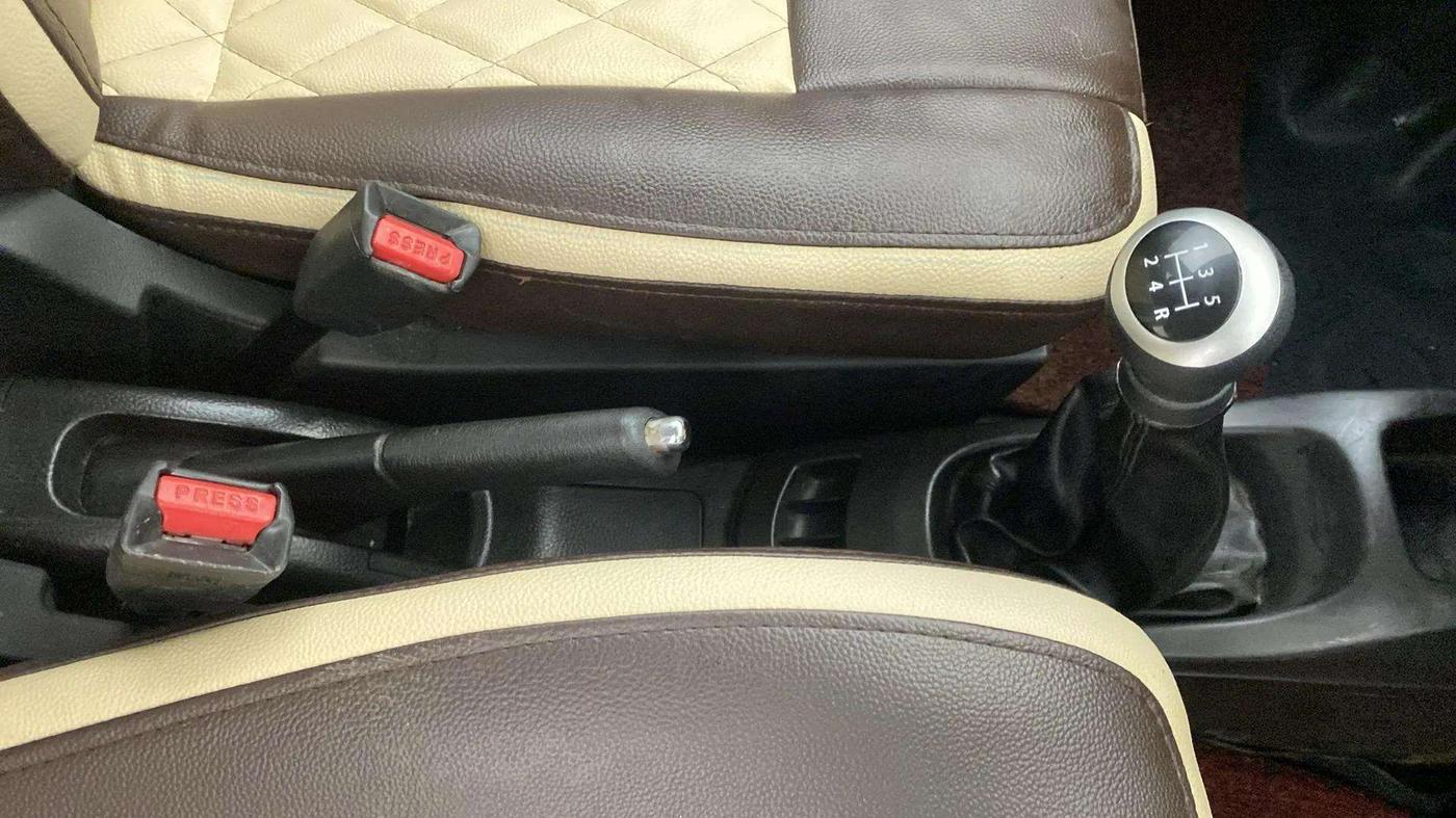 2015 Maruti Wagon R 1.0 VXI, Petrol, Manual, 62,430 km, Gear Lever