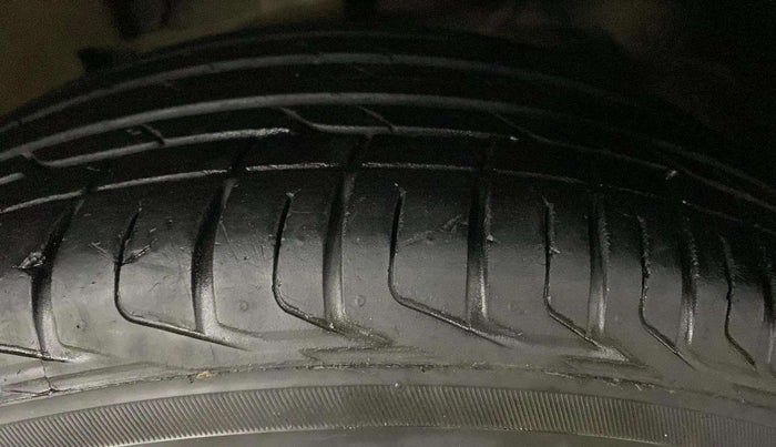 2021 Tata NEXON XZ PLUS PETROL, Petrol, Manual, 33,506 km, Right Rear Tyre Tread