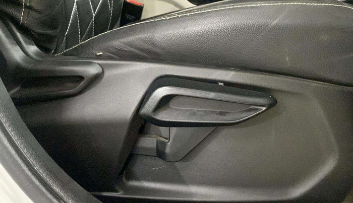 2021 Tata NEXON XZ PLUS PETROL, Petrol, Manual, 33,506 km, Driver Side Adjustment Panel