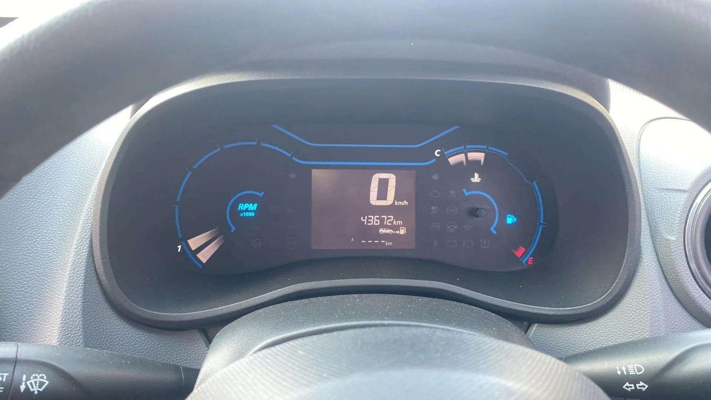 2021 Renault Kwid RXT 1.0 (O), Petrol, Manual, 43,854 km, Odometer Image