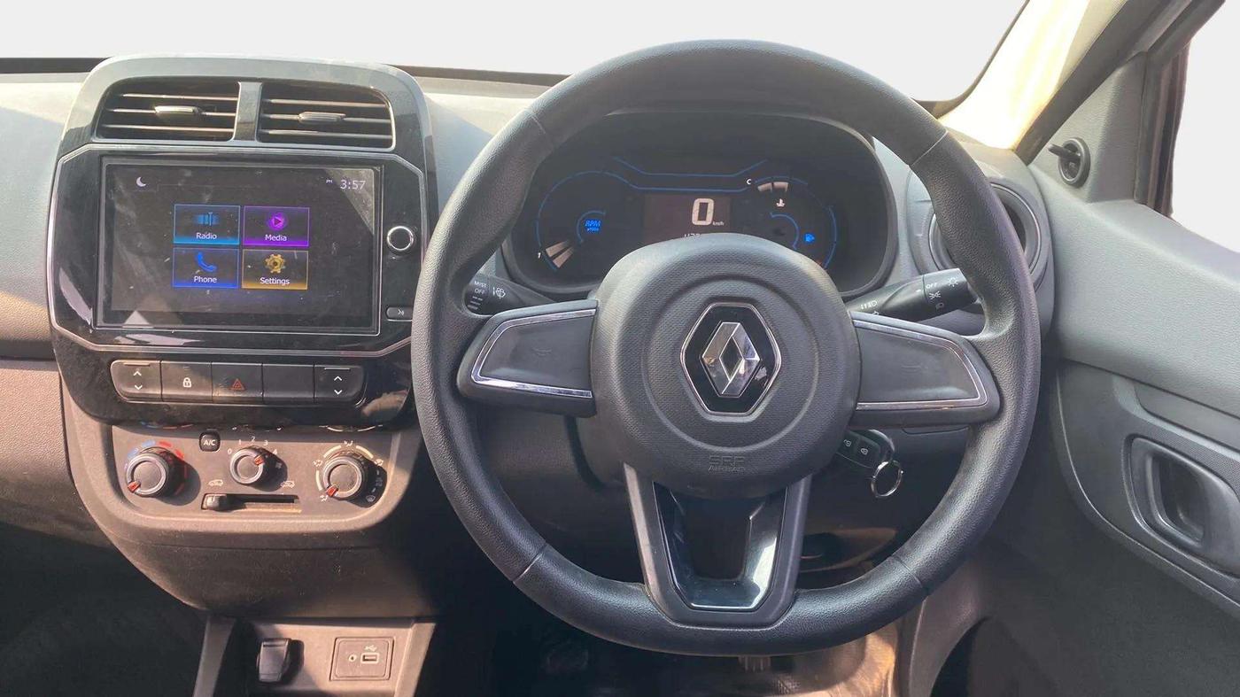2021 Renault Kwid RXT 1.0 (O), Petrol, Manual, 43,854 km, Steering Wheel Close Up