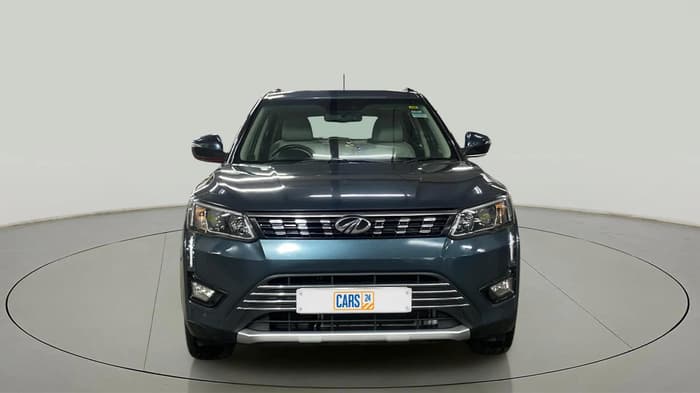 2021 Mahindra XUV300 W8 (O) 1.5 DIESEL AMT, Diesel, Automatic, 500 km, Front