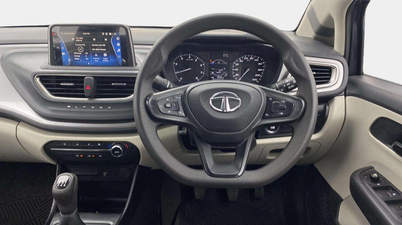 2021 Tata ALTROZ XT PETROL, Petrol, Manual, 19,093 km, Steering Wheel Close Up