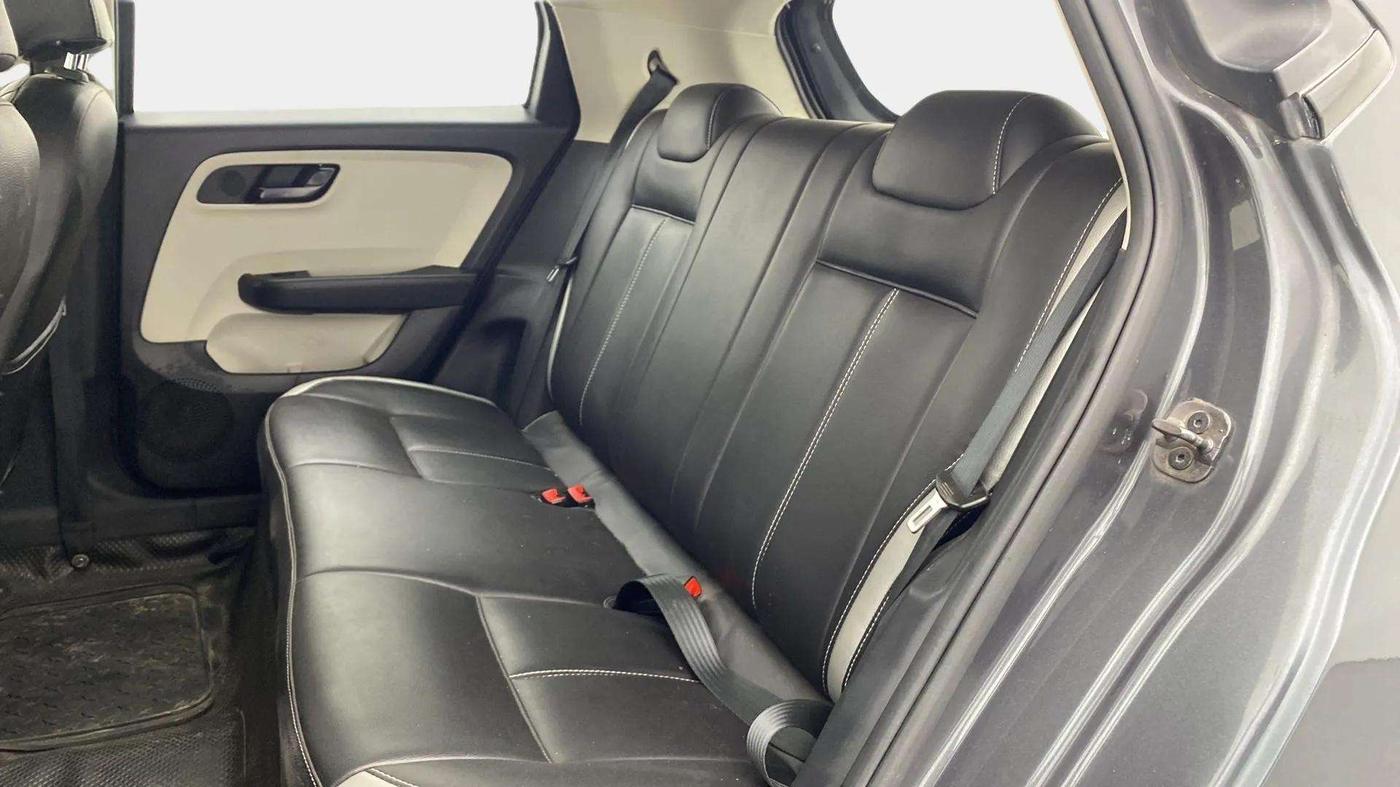 2021 Tata ALTROZ XT PETROL, Petrol, Manual, 19,093 km, Right Side Rear Door Cabin