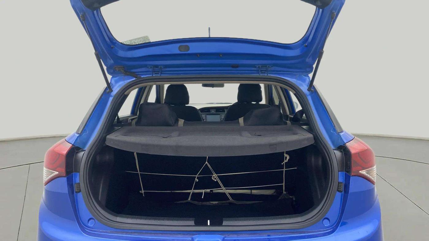 2017 Hyundai Elite i20 ASTA 1.2, Petrol, Manual, 59,585 km, Boot Inside