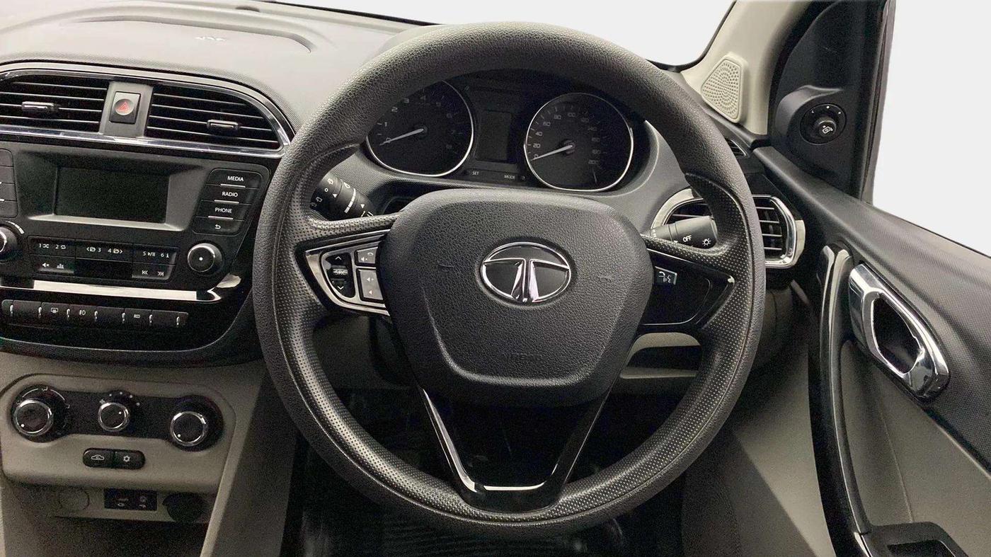 2019 Tata Tiago XZ PETROL, Petrol, Manual, 69,850 km, Steering Wheel Close Up