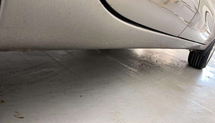 2021 Maruti Swift ZXI, Petrol, Manual, 39,676 km, Right running board - Minor scratches