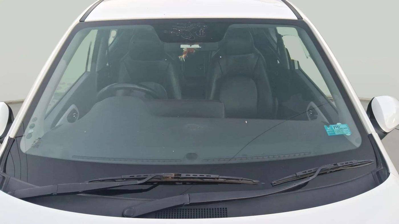 2020 Hyundai AURA SX 1.2, CNG, Manual, 86,199 km, Front Windshield