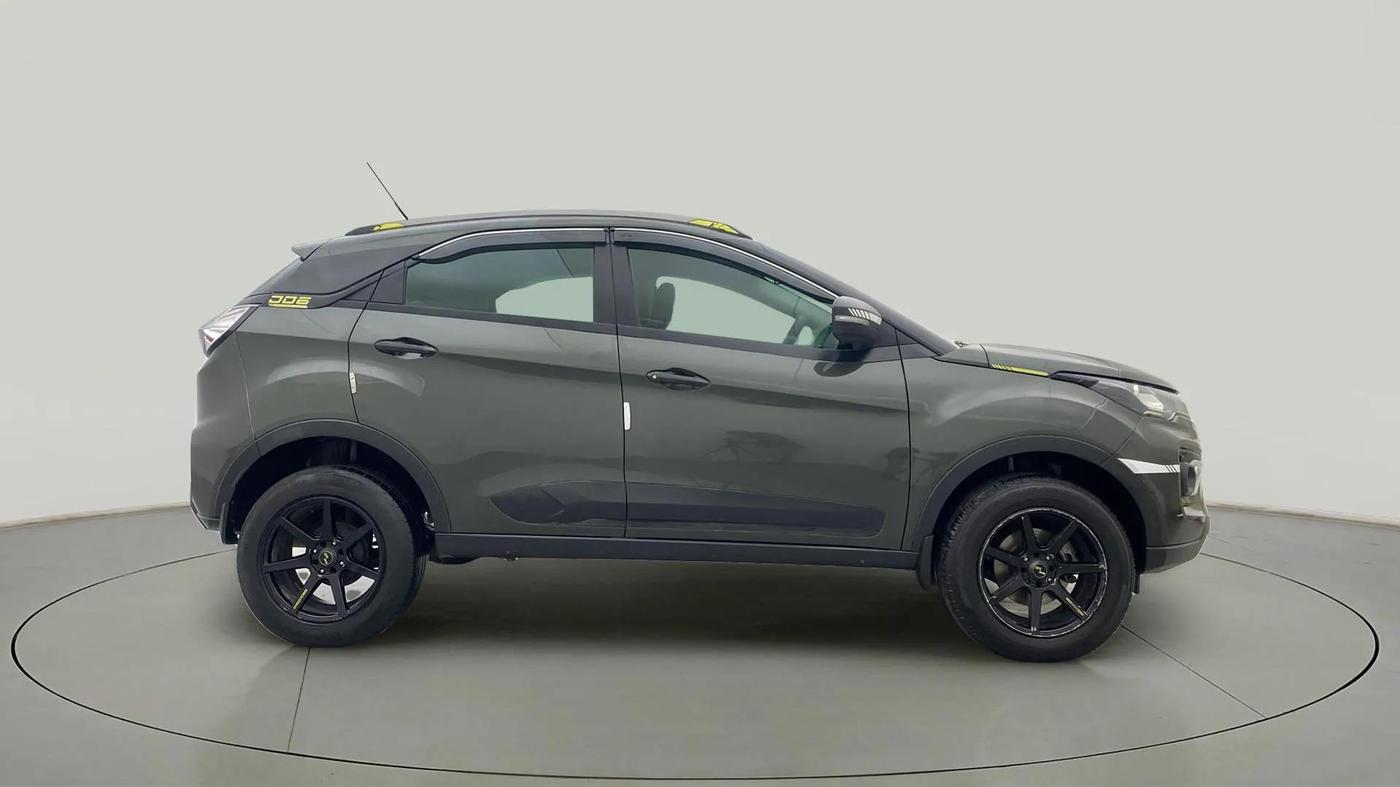 2020 Tata NEXON XM PETROL, Petrol, Manual, 69,802 km, Right Side View