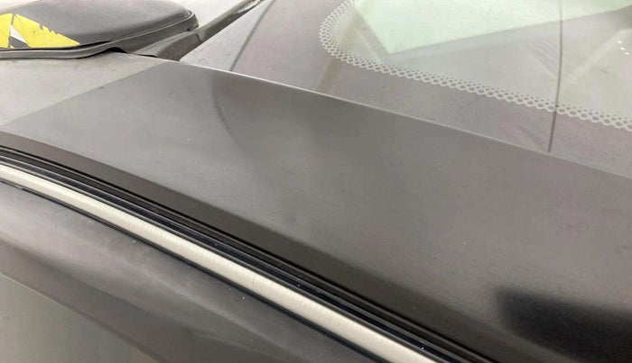 2020 Tata NEXON XM PETROL, Petrol, Manual, 69,802 km, Right A pillar - Slightly dented