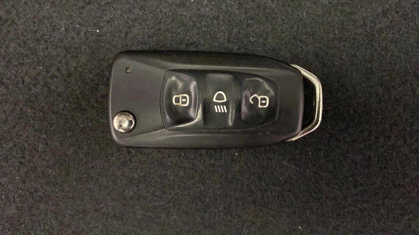 2020 Tata Tiago XT PETROL, Petrol, Manual, 54,979 km, Key Close Up