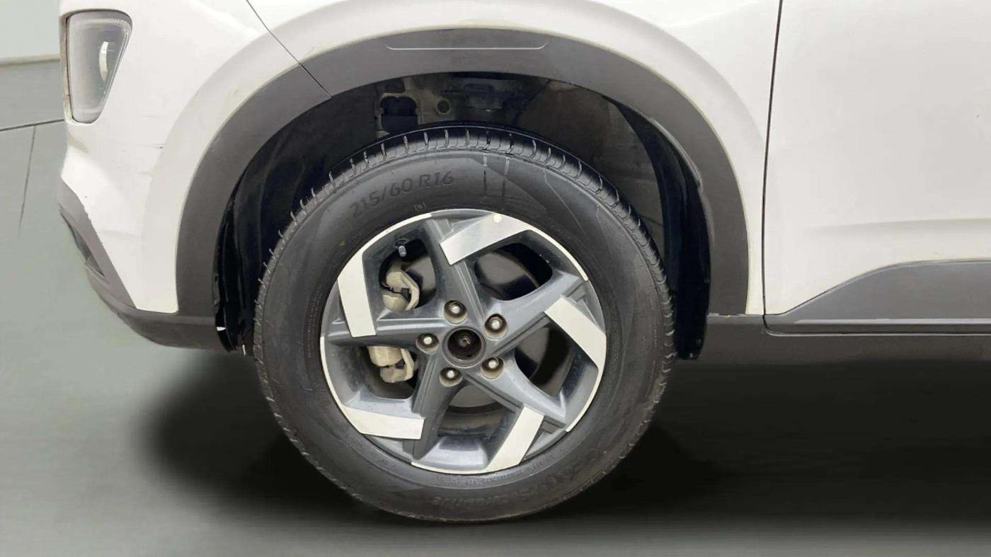 2019 Hyundai VENUE SX 1.0 (O) TURBO, Petrol, Manual, 37,145 km, Left Front Wheel