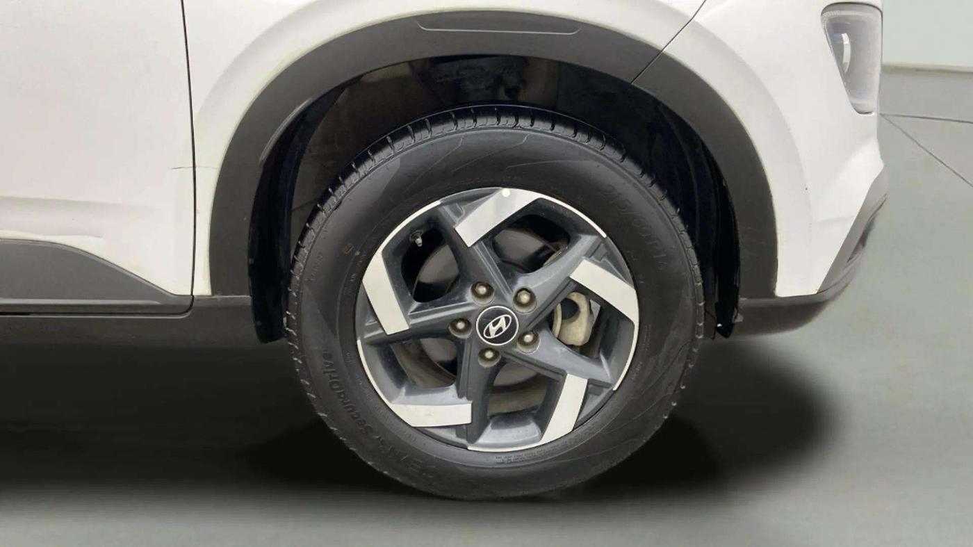 2019 Hyundai VENUE SX 1.0 (O) TURBO, Petrol, Manual, 37,145 km, Right Front Wheel