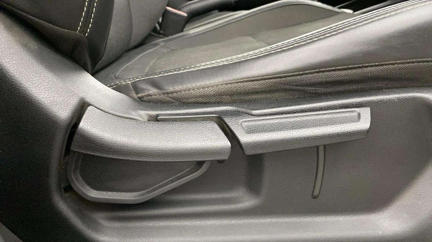 2019 Hyundai VENUE SX 1.0 (O) TURBO, Petrol, Manual, 37,145 km, Driver Side Adjustment Panel
