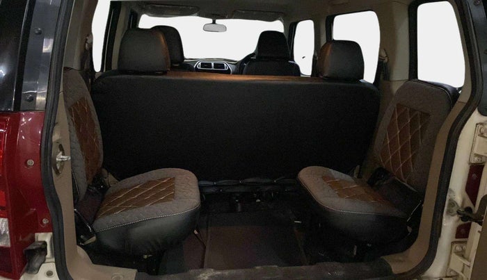 2016 Mahindra TUV300 T8, Diesel, Manual, 45,428 km, Third Seat Row ( optional )