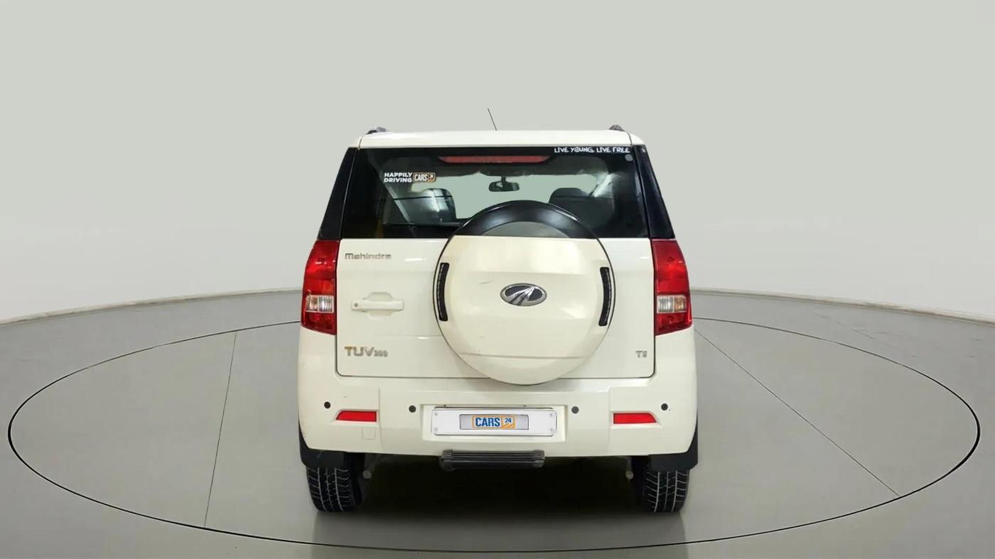2016 Mahindra TUV300 T8, Diesel, Manual, 45,428 km, Back/Rear