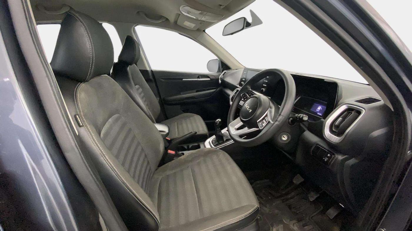 2022 KIA SONET HTK PLUS 1.2, Petrol, Manual, 54,617 km, Right Side Front Door Cabin