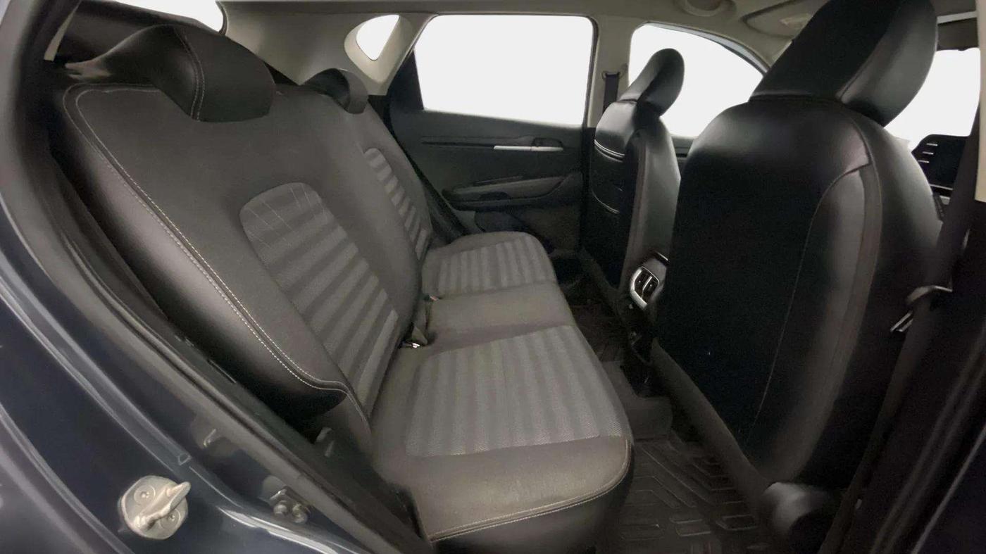 2022 KIA SONET HTK PLUS 1.2, Petrol, Manual, 54,617 km, Right Side Rear Door Cabin