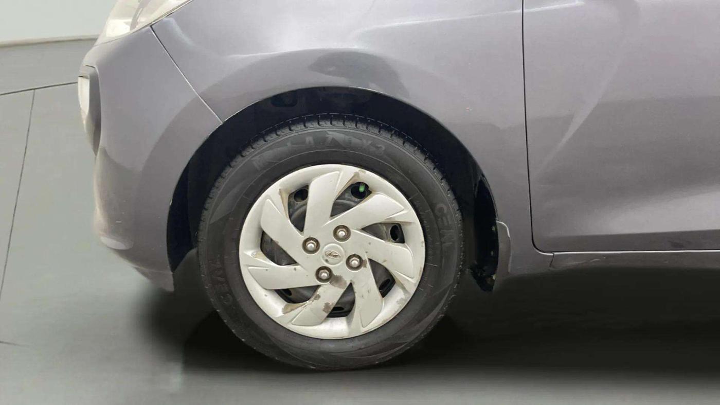 2019 Hyundai NEW SANTRO SPORTZ CNG, CNG, Manual, 86,955 km, Left Front Wheel