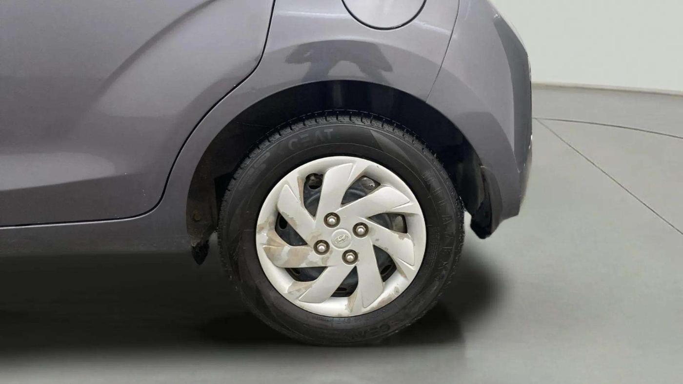 2019 Hyundai NEW SANTRO SPORTZ CNG, CNG, Manual, 86,955 km, Left Rear Wheel