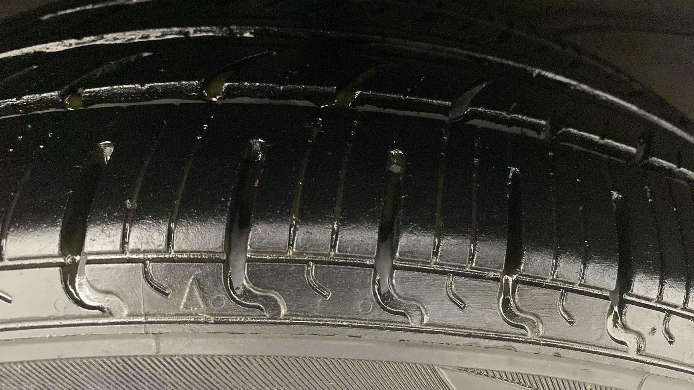 2019 Hyundai NEW SANTRO SPORTZ CNG, CNG, Manual, 86,955 km, Left Front Tyre Tread
