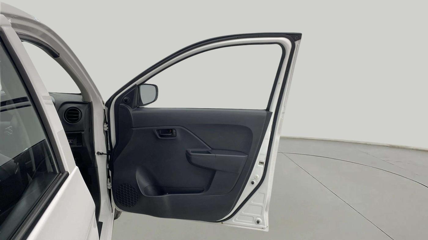 2024 Maruti Alto K10 VXI AMT, CNG, Automatic, 13,238 km, RHS Front Door