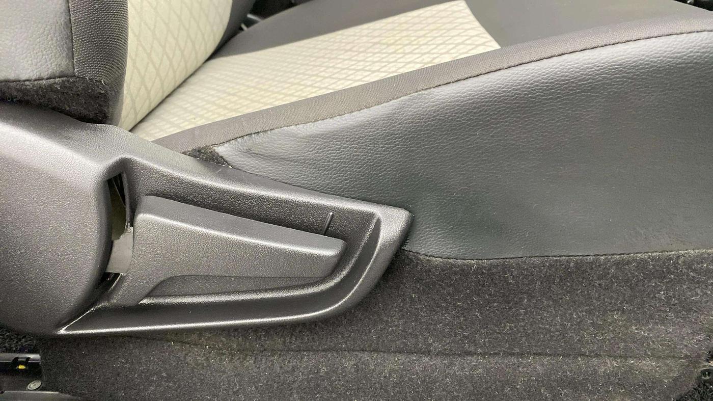 2024 Maruti Alto K10 VXI AMT, CNG, Automatic, 13,238 km, Driver Side Adjustment Panel