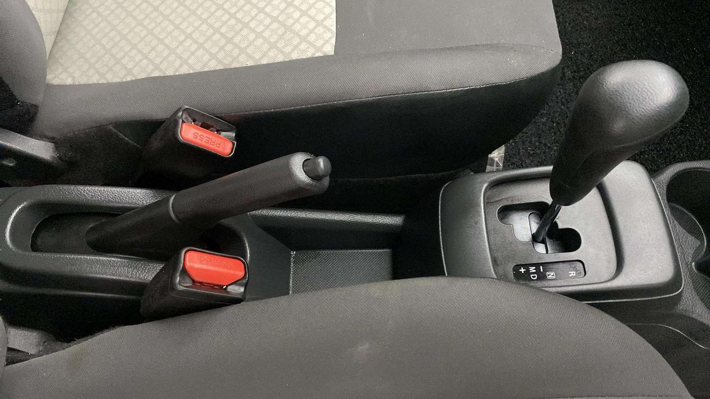 2024 Maruti Alto K10 VXI AMT, CNG, Automatic, 13,238 km, Gear Lever
