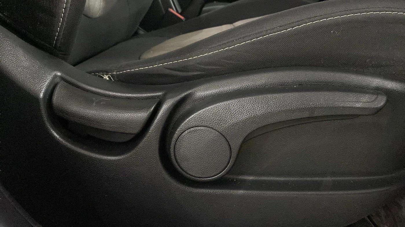 2019 Hyundai Creta SX AT 1.6 PETROL, Petrol, Automatic, 31,212 km, Driver Side Adjustment Panel