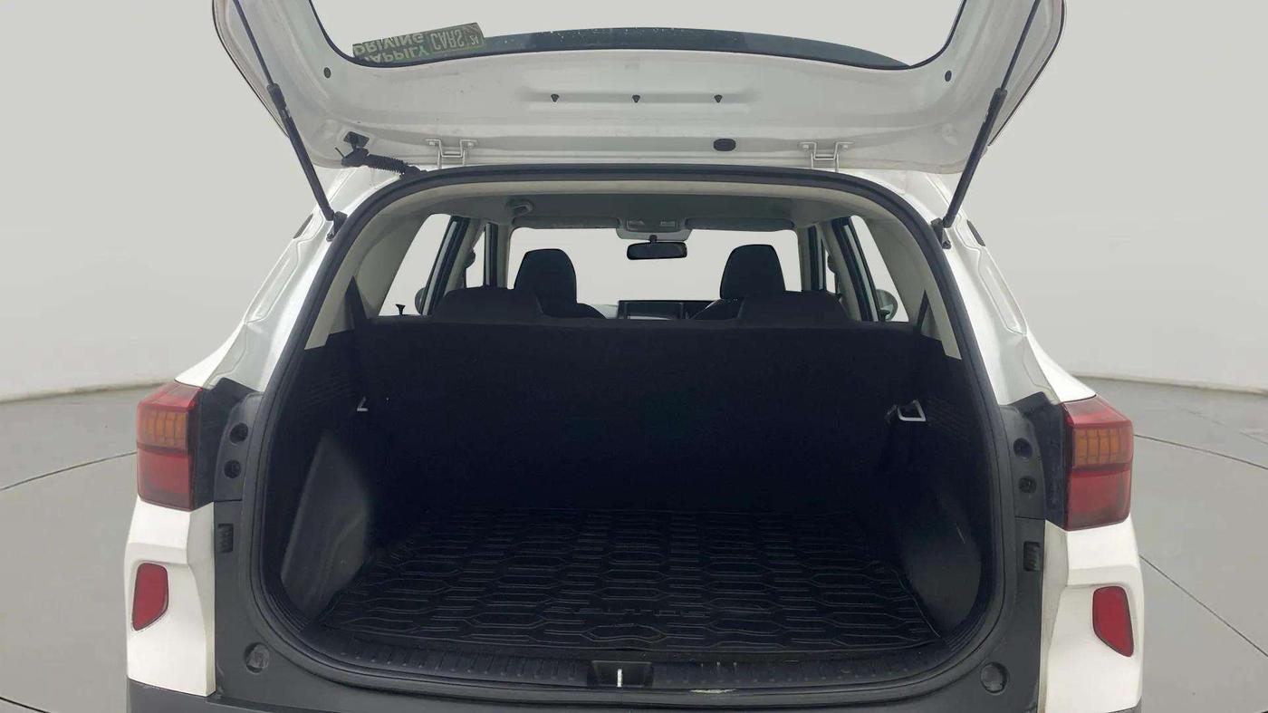 2022 KIA SELTOS HTE 1.5 PETROL, Petrol, Manual, 28,246 km, Boot Open Zoomed View