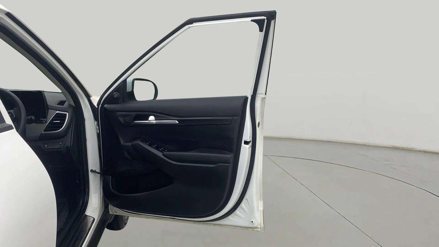 2022 KIA SELTOS HTE 1.5 PETROL, Petrol, Manual, 28,246 km, RHS Front Door