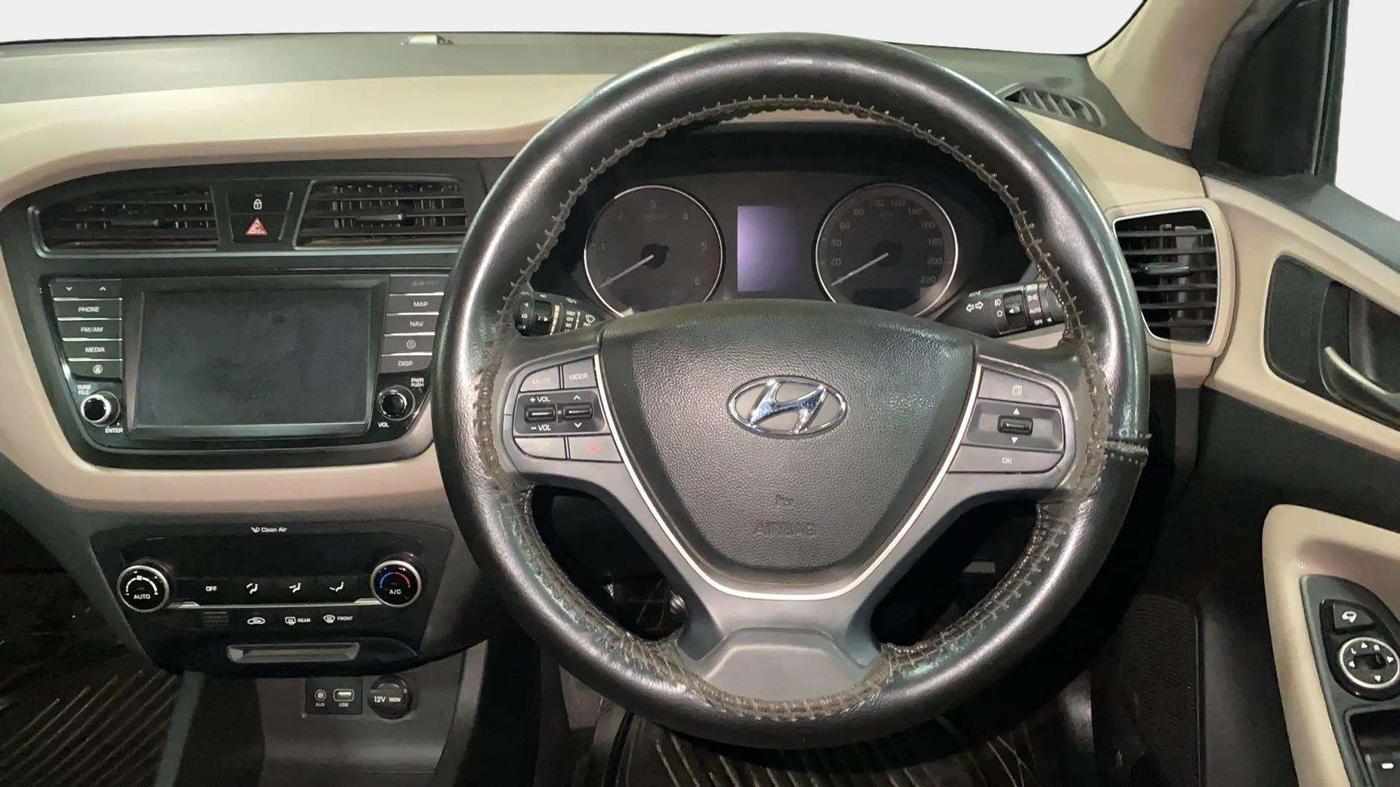 2015 Hyundai Elite i20 ASTA 1.4 CRDI, Diesel, Manual, 88,388 km, Steering Wheel Close Up