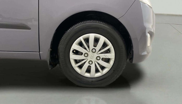 2015 Hyundai i10 SPORTZ 1.1, Petrol, Manual, 36,079 km, Right Front Wheel