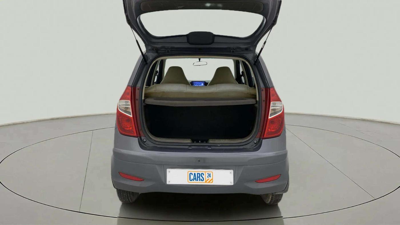 2015 Hyundai i10 SPORTZ 1.1, Petrol, Manual, 36,080 km, Boot Open Zoomed View