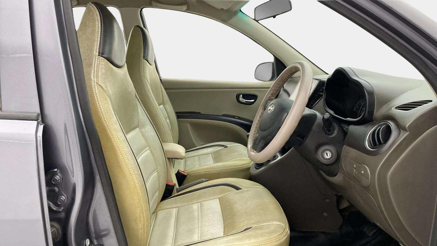 2015 Hyundai i10 SPORTZ 1.1, Petrol, Manual, 36,080 km, Right Side Front Door Cabin