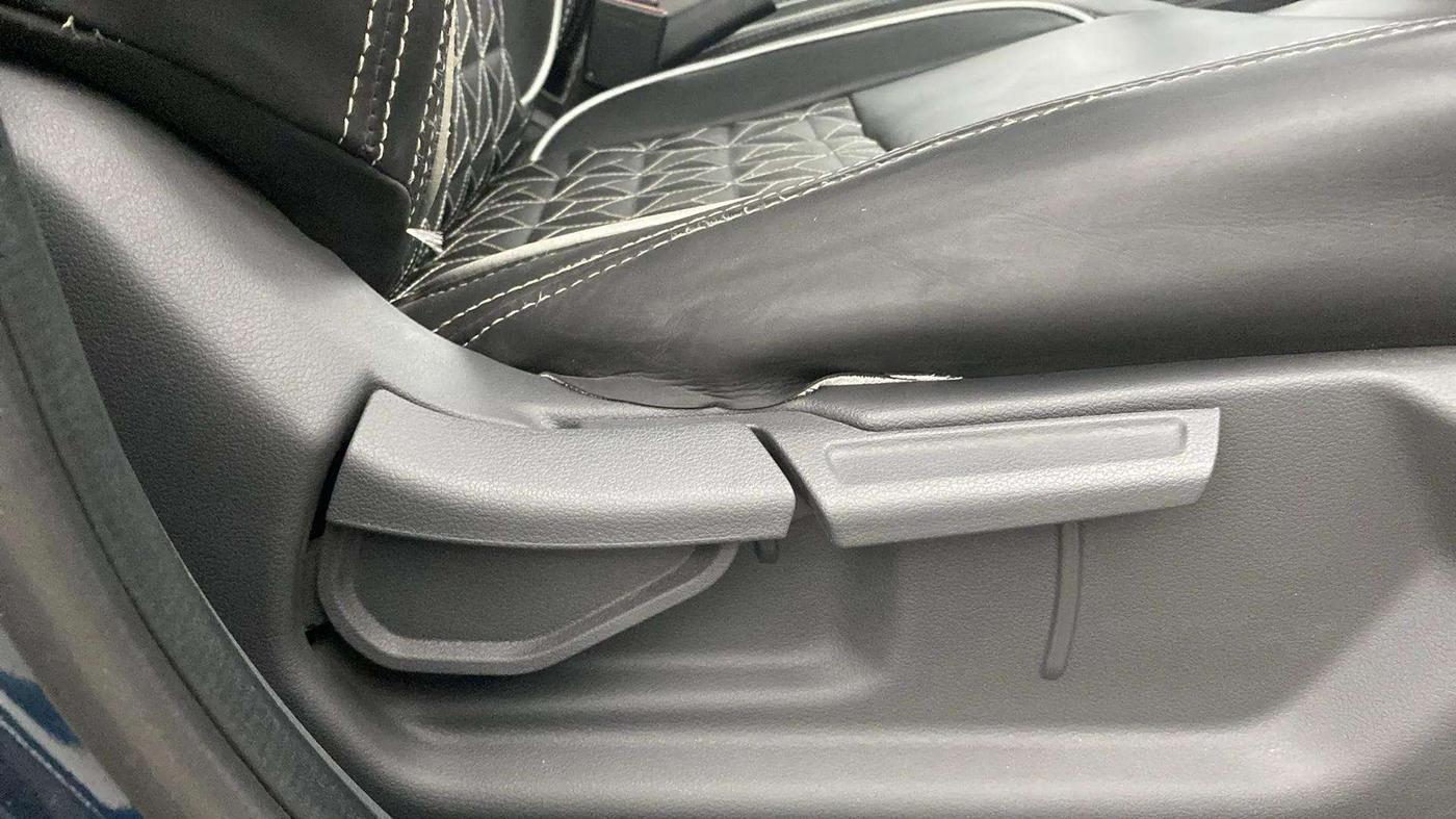 2021 Hyundai GRAND I10 NIOS MAGNA 1.2 KAPPA VTVT, Petrol, Manual, 11,135 km, Driver Side Adjustment Panel