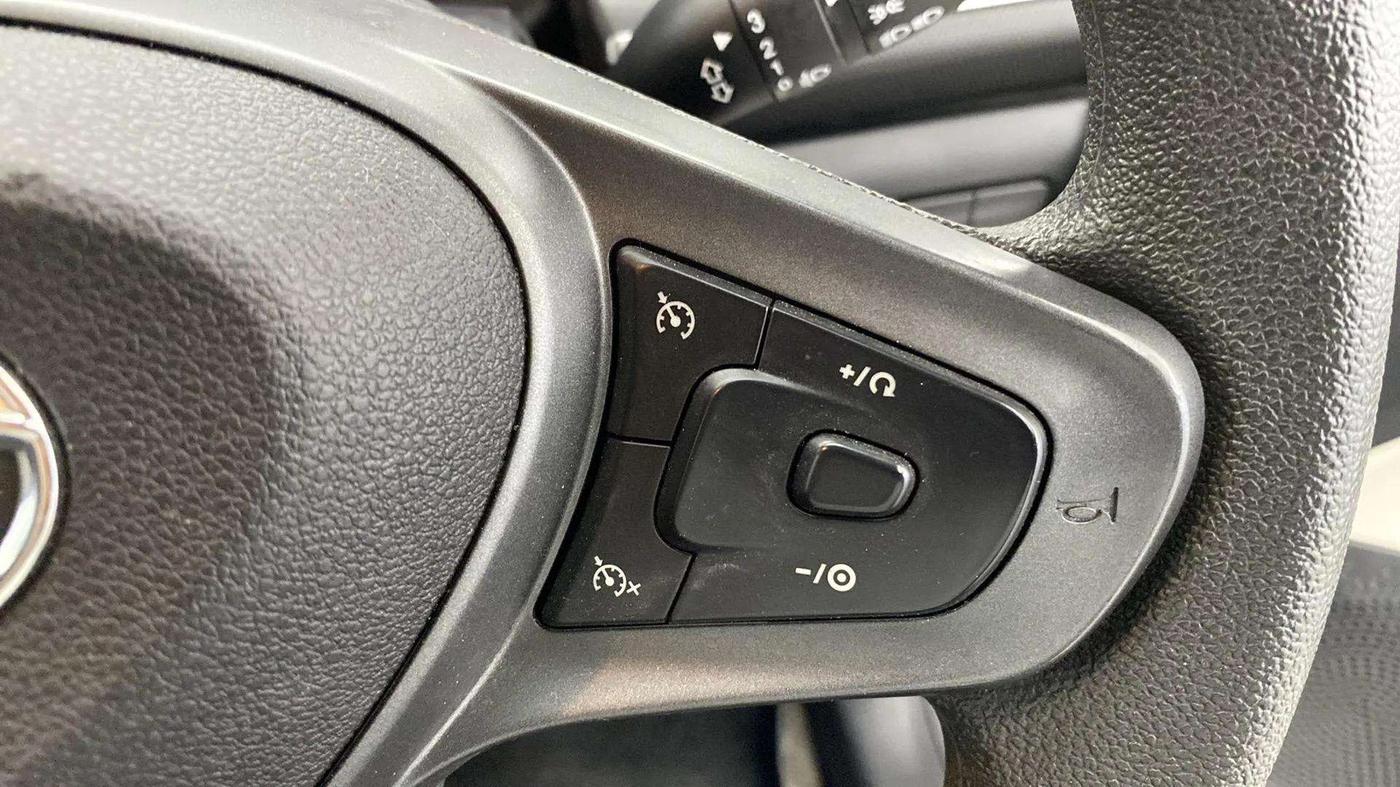 2023 Tata ALTROZ XT PETROL, Petrol, Manual, 9,659 km, Adaptive Cruise Control