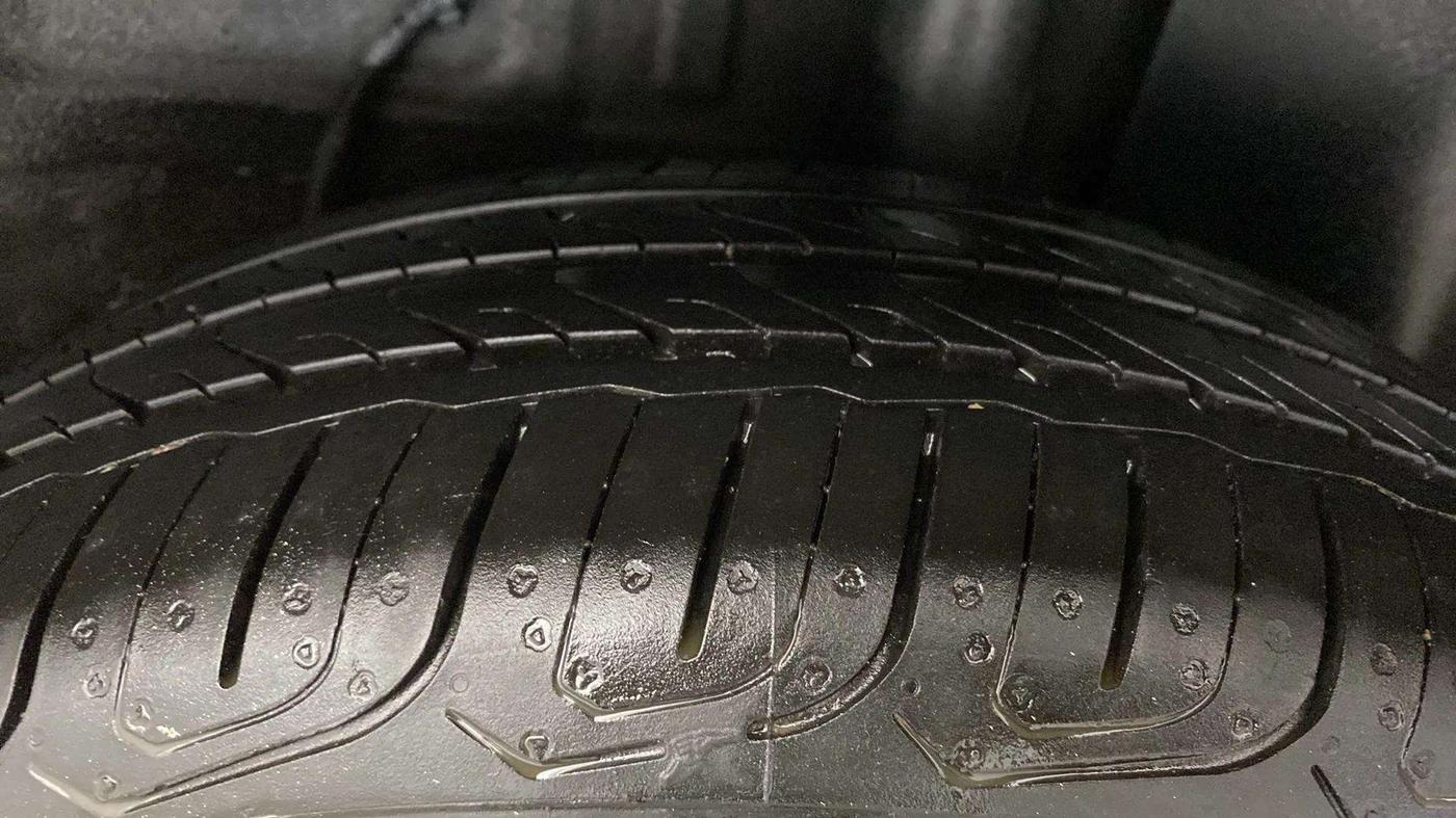 2023 Tata ALTROZ XT PETROL, Petrol, Manual, 9,659 km, Left Rear Tyre Tread