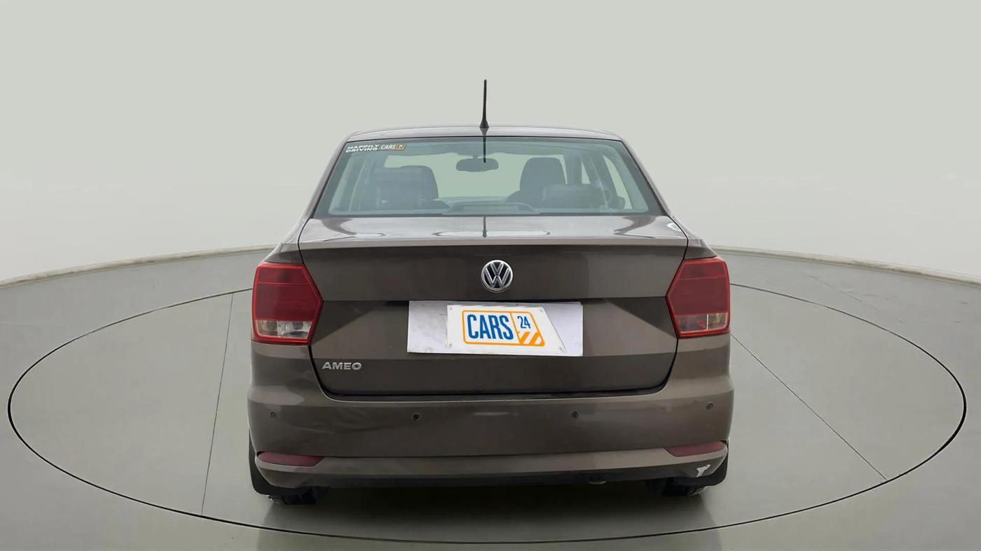 2017 Volkswagen Ameo COMFORTLINE 1.2L, Petrol, Manual, 43,685 km, Back/Rear