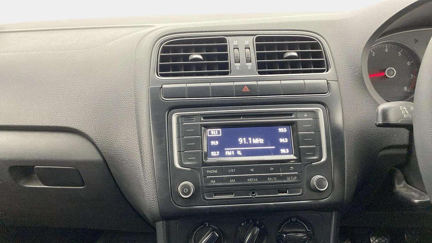2017 Volkswagen Ameo COMFORTLINE 1.2L, Petrol, Manual, 43,685 km, Air Conditioner