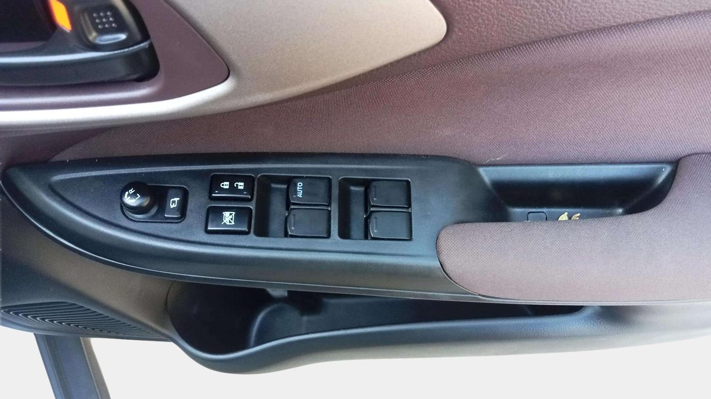 2024 Maruti FRONX DELTA PLUS 1.2L AGS, Petrol, Automatic, 8,460 km, Driver Side Door Panels Control