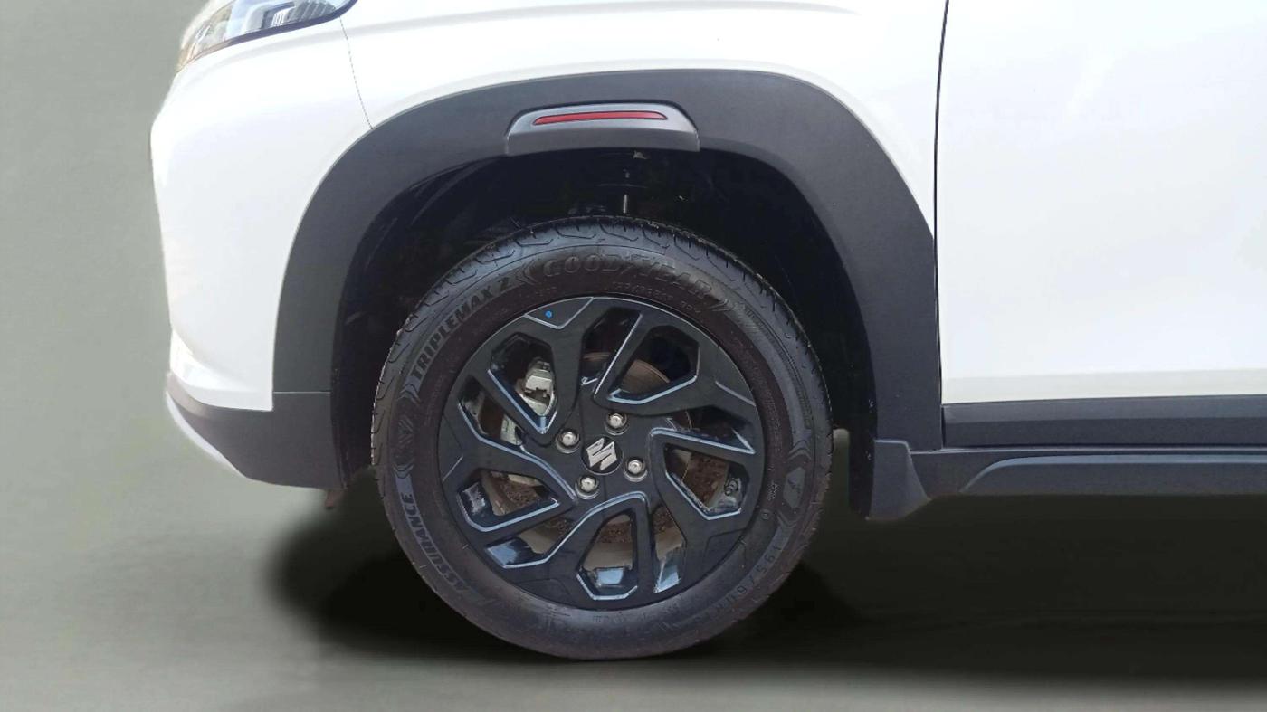 2024 Maruti FRONX DELTA PLUS 1.2L AGS, Petrol, Automatic, 8,460 km, Left Front Wheel
