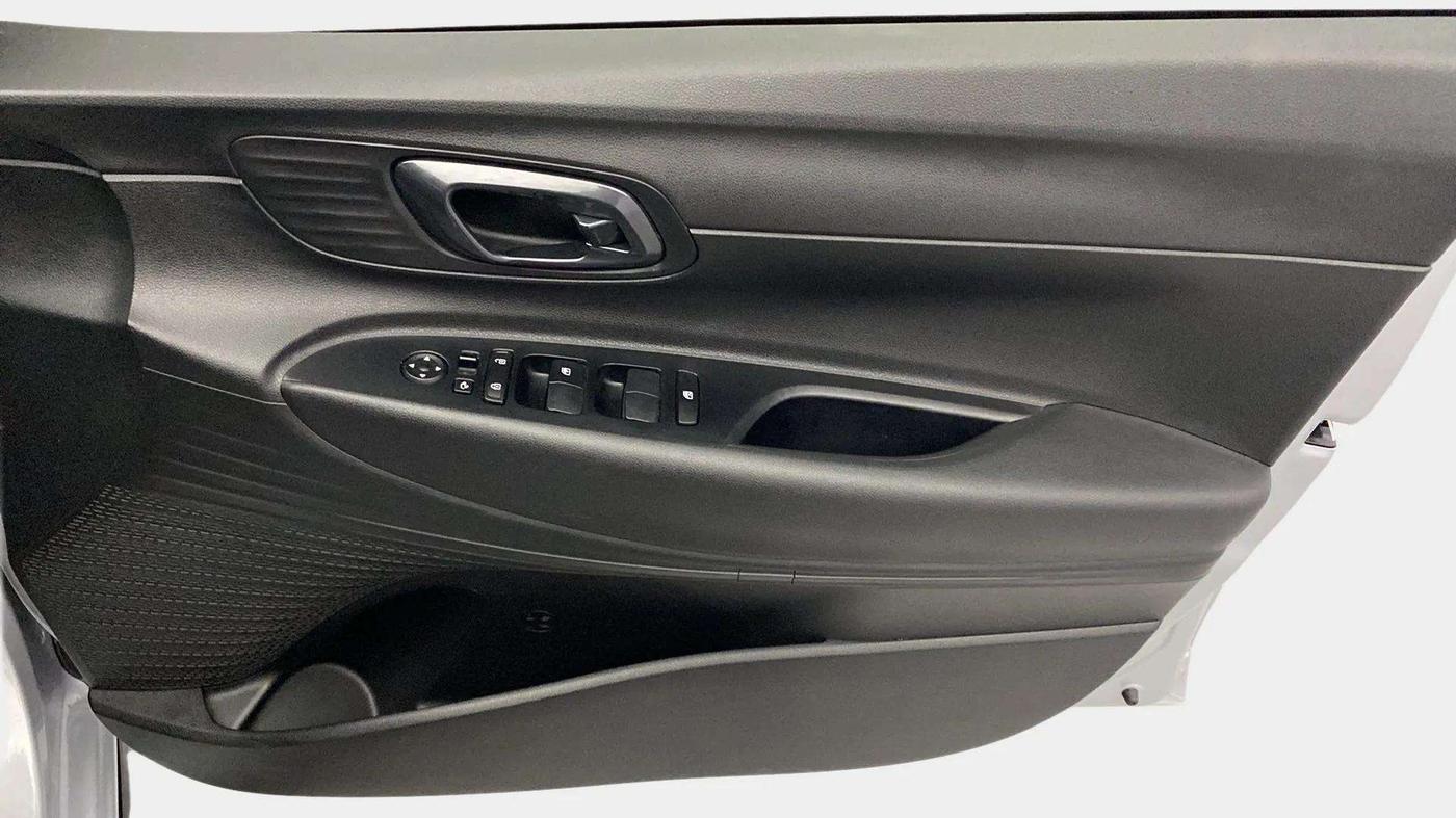 2023 Hyundai NEW I20 Sportz 1.2 IVT, Petrol, Automatic, 5,681 km, Driver Side Door Panels Control