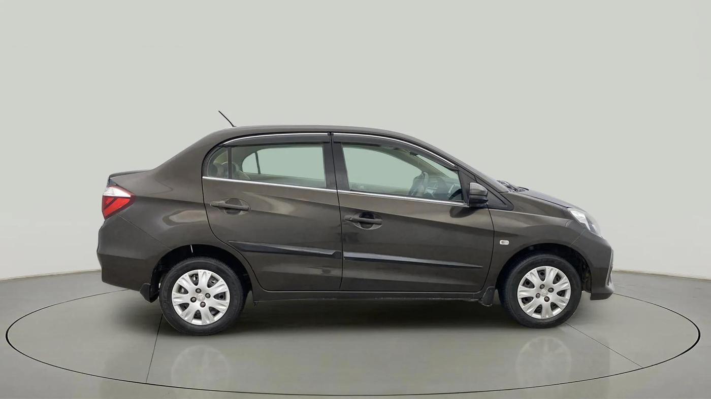 2017 Honda Amaze 1.2L I-VTEC S OPT, Petrol, Manual, 64,014 km, Right Side View