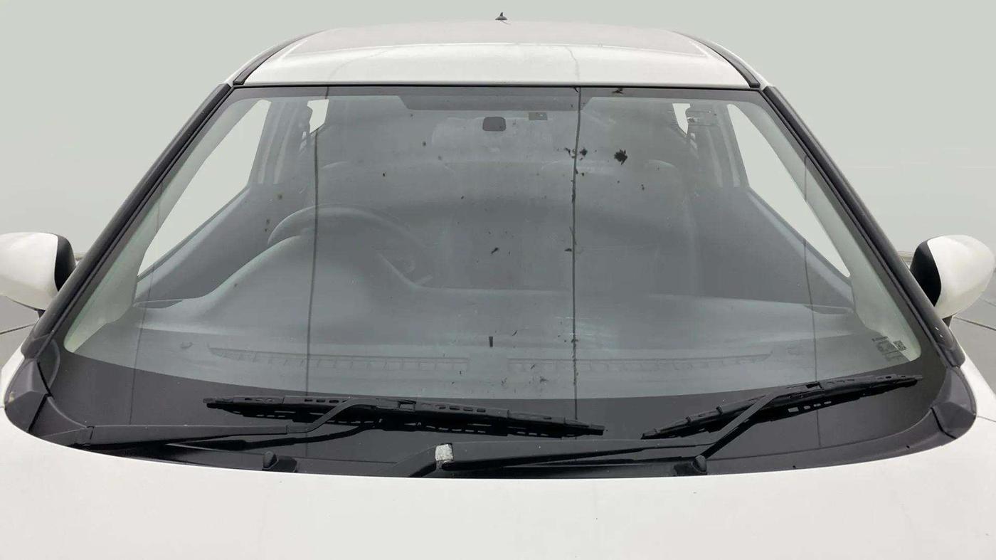 2017 Maruti Baleno DELTA DIESEL 1.3, Diesel, Manual, 63,373 km, Front Windshield